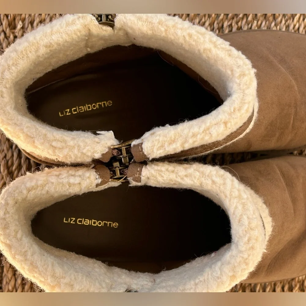 Liz Claiborne Ankle‎ Boots Faux Fur Side Zip 10M